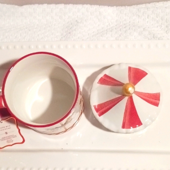 Gorgeous! Carosel Horses Design Mug With Matching Lid 🎠👑🎠🎠👑🎠🎠 - Picture 6 of 8